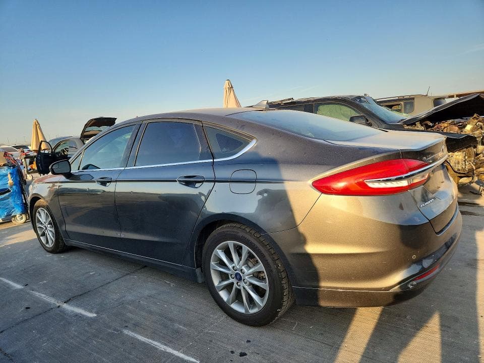 2017 FORD FUSION SE 2
