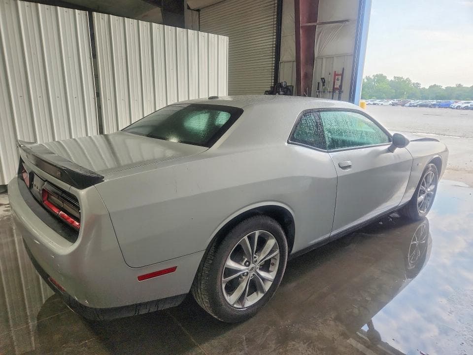 2023 DODGE CHALLENGER SXT 3