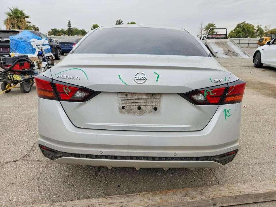 2022 NISSAN ALTIMA SV 6