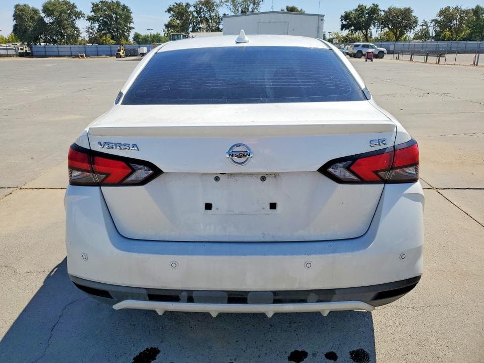 2020 NISSAN VERSA SR 6