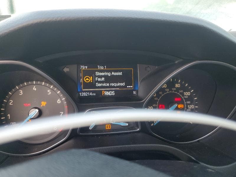 2017 FORD FOCUS SEL 9
