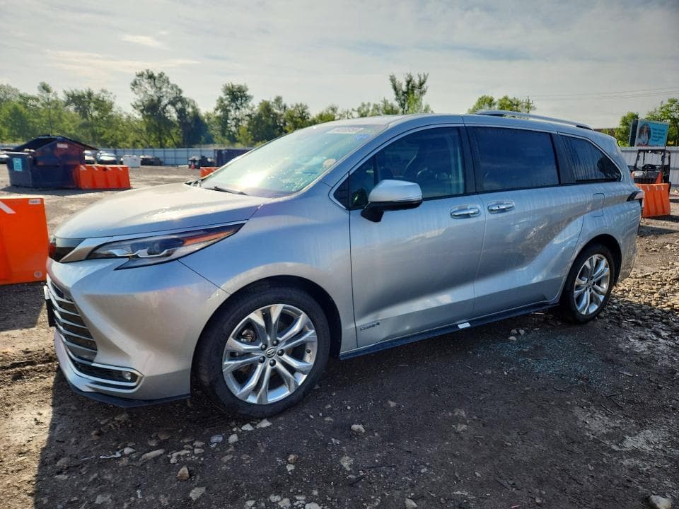 2021 TOYOTA SIENNA PLATINUM 7-PASSENGER