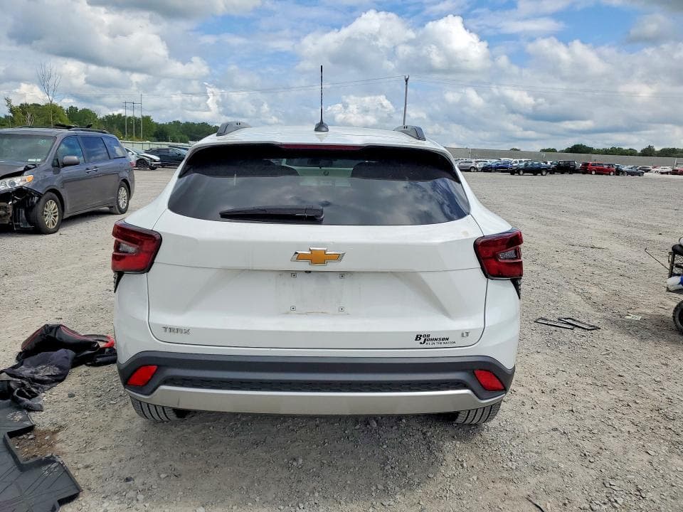 2025 CHEVROLET TRAX 1LT 6
