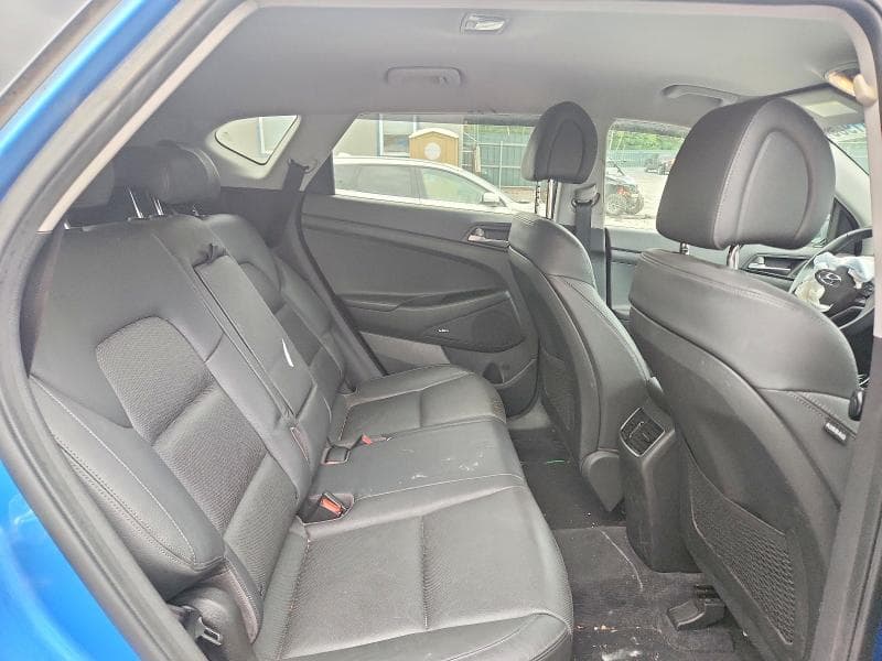 2017 HYUNDAI TUCSON SE PLUS 11