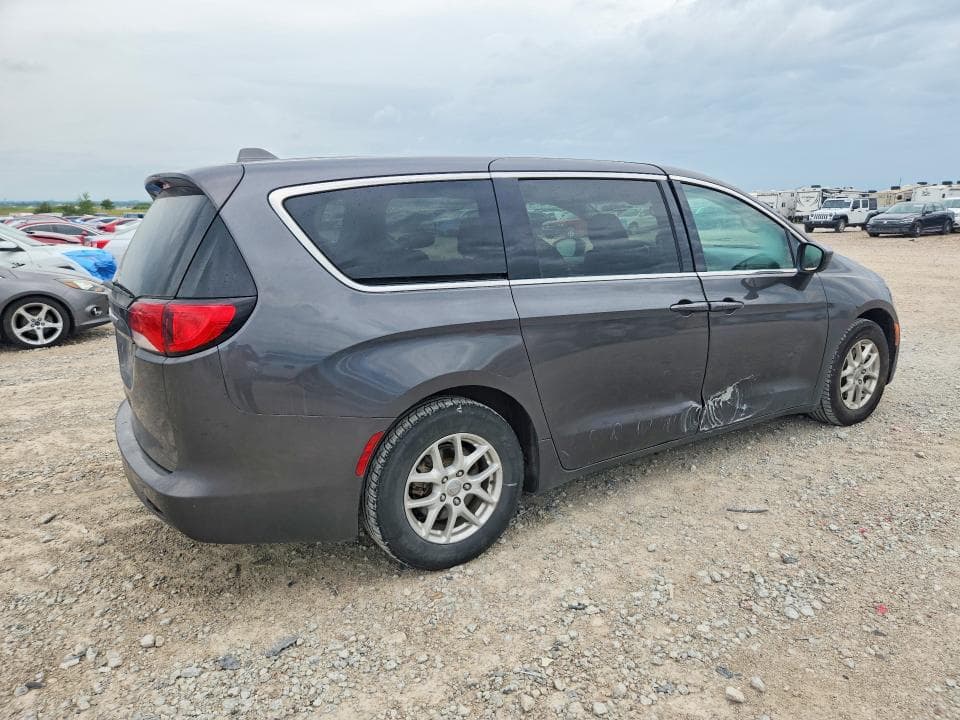 2017 CHRYSLER PACIFICA LX 3