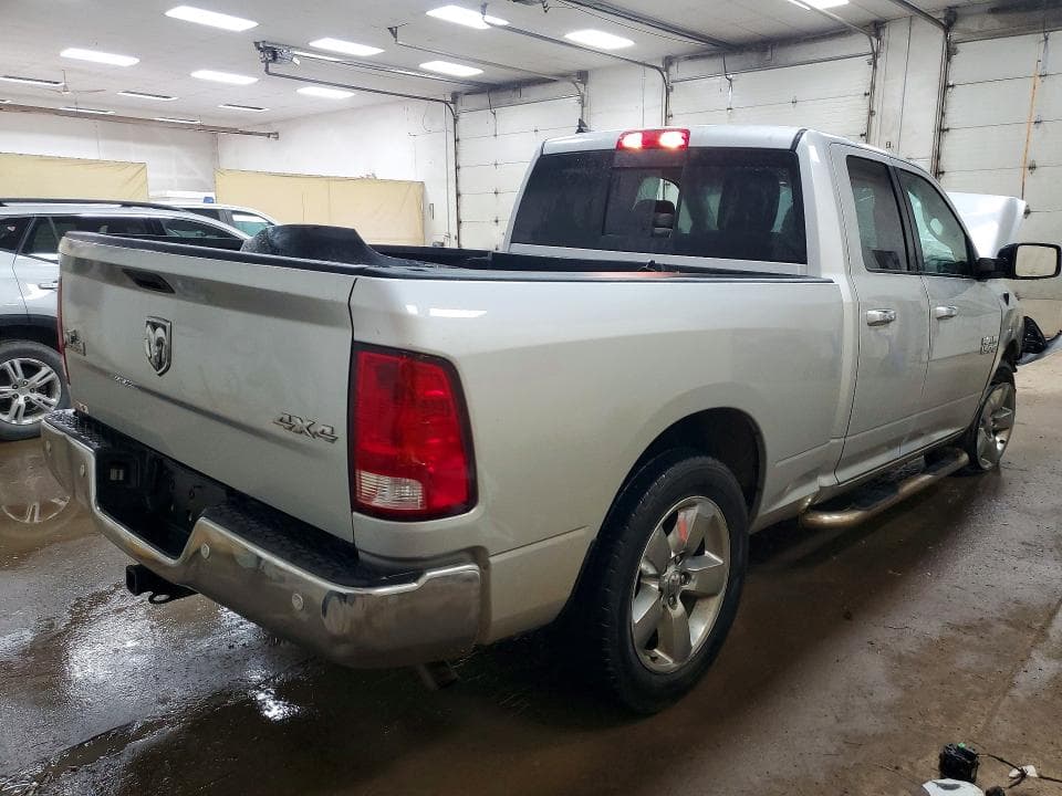 2018 RAM 1500 SLT 3