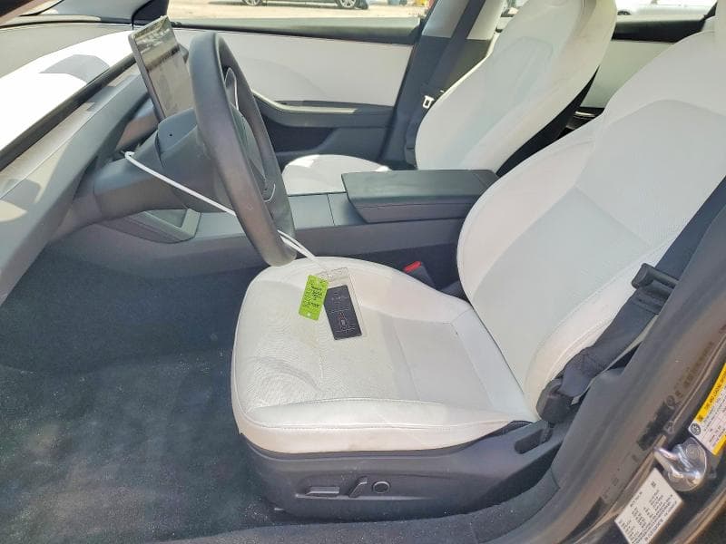 2025 TESLA MODEL 3 7