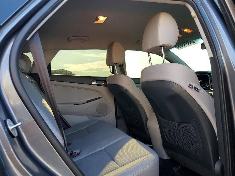 2019 HYUNDAI TUCSON VALUE 10