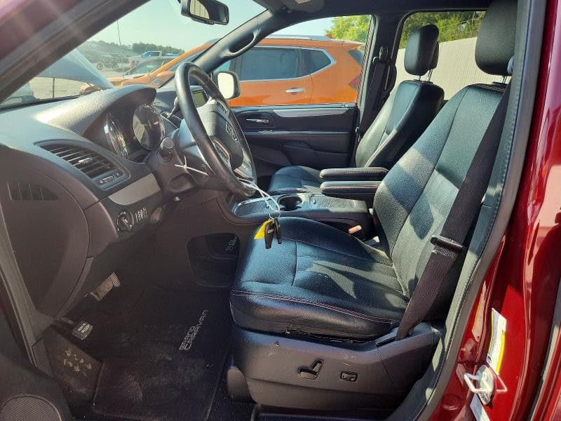 2017 DODGE GRAND CARAVAN GT 7