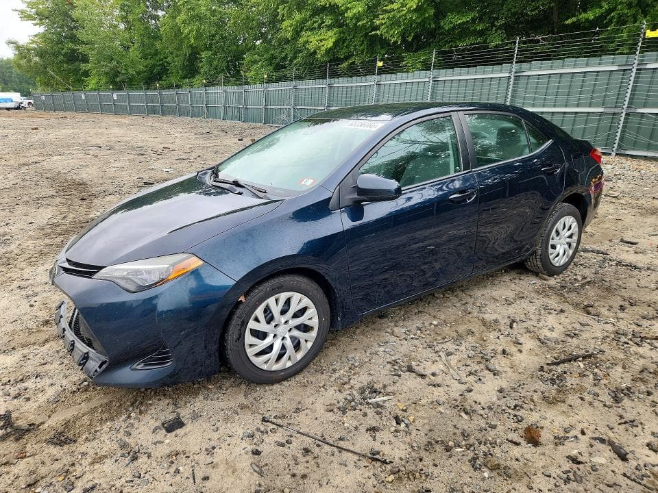 2017 TOYOTA COROLLA LE - 1