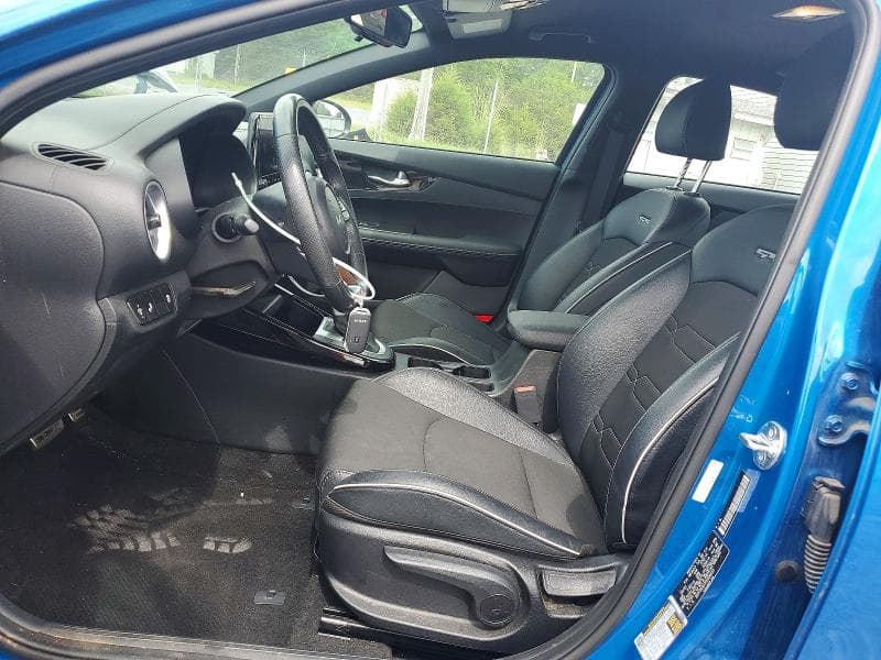 2023 KIA FORTE GT LINE 7