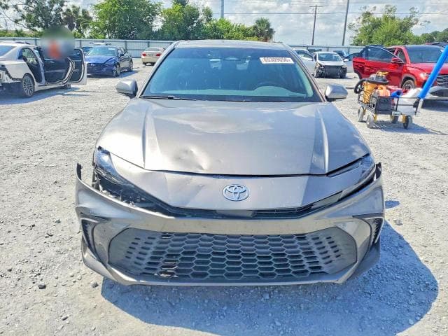 2025 TOYOTA CAMRY SE 5