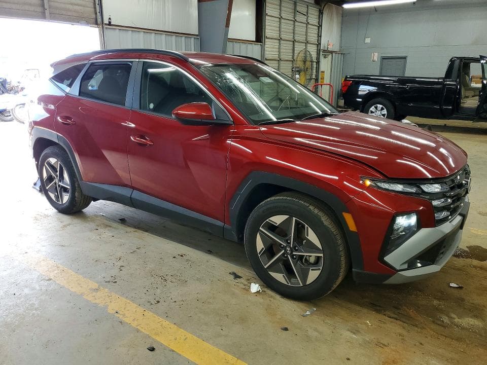 2026 HYUNDAI TUCSON SEL 4