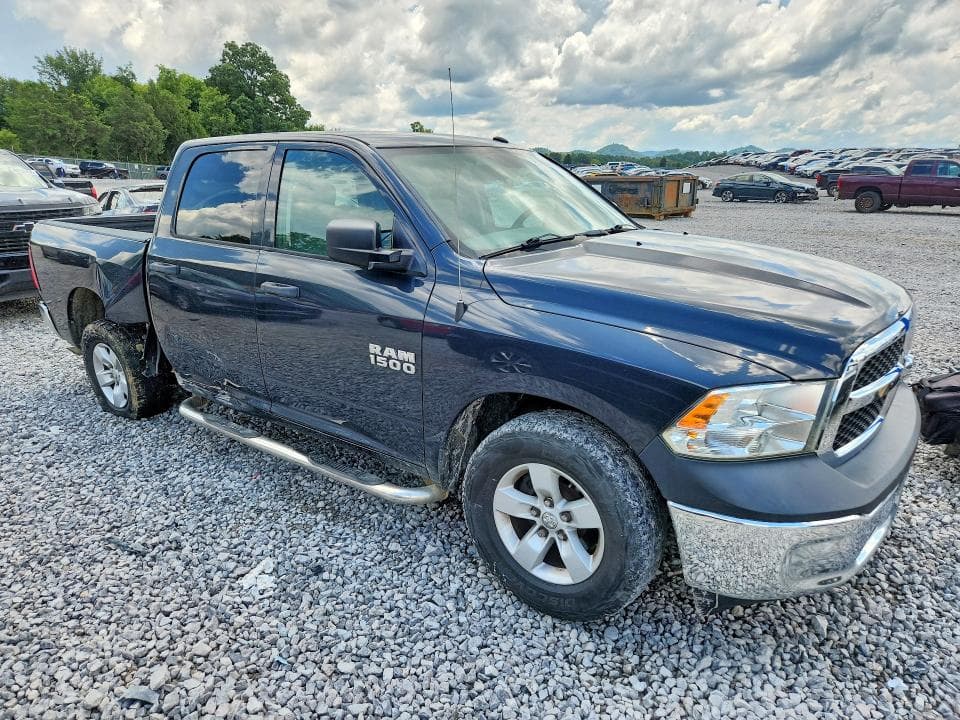 2018 RAM 1500 ST 4
