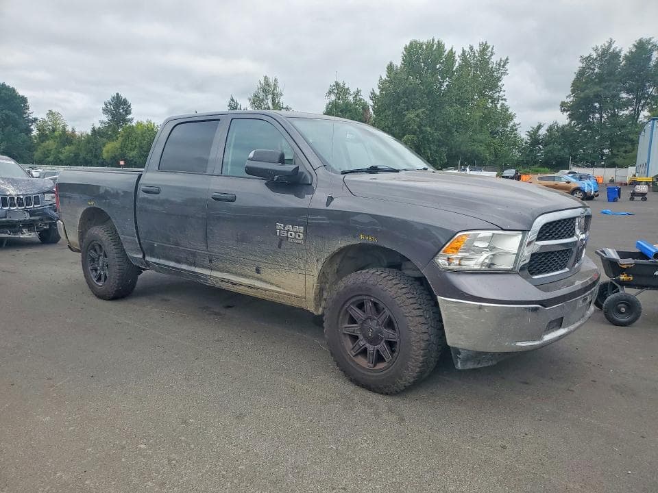 2023 RAM 1500 CLASSIC SLT 4