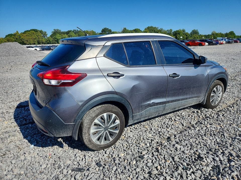 2018 NISSAN KICKS S 3