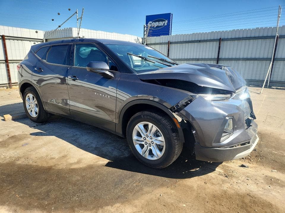 2022 CHEVROLET BLAZER 2LT 4