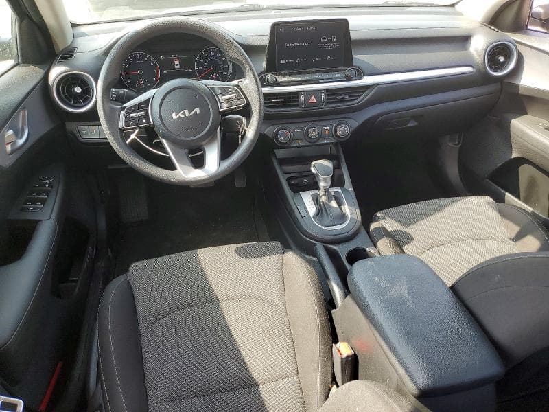 2023 KIA FORTE LXS 8