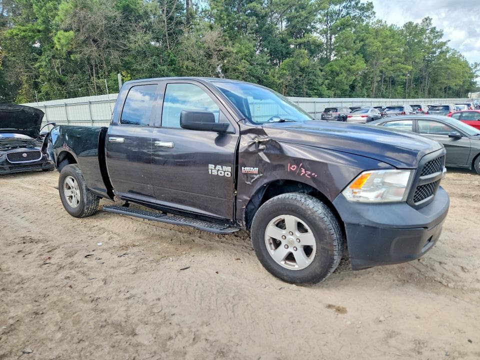 2017 RAM 1500 ST 4