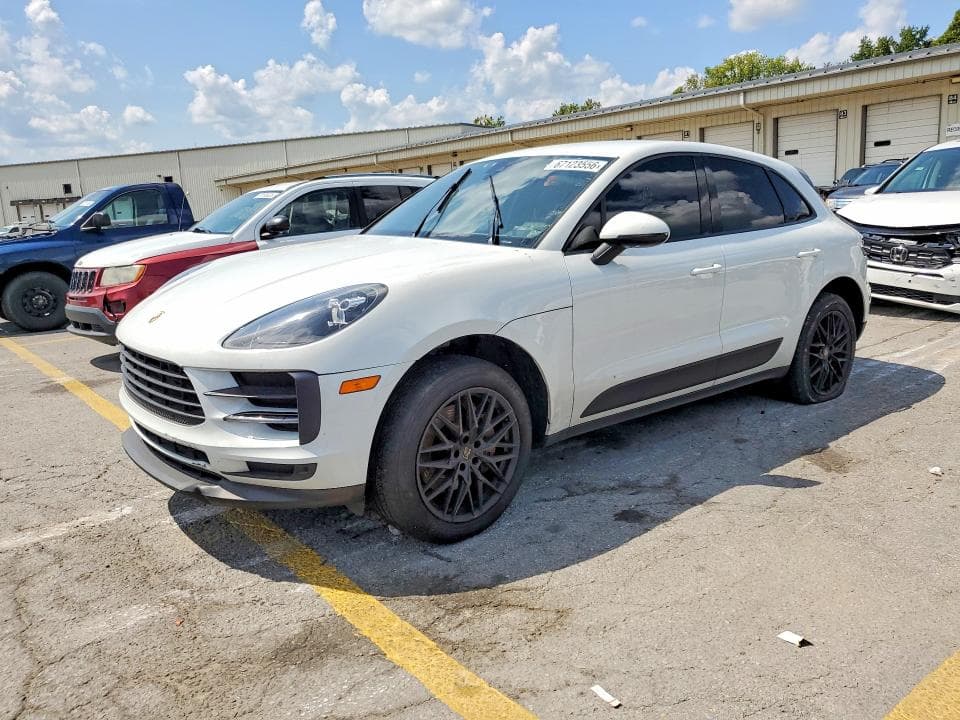 2021 PORSCHE MACAN - 1