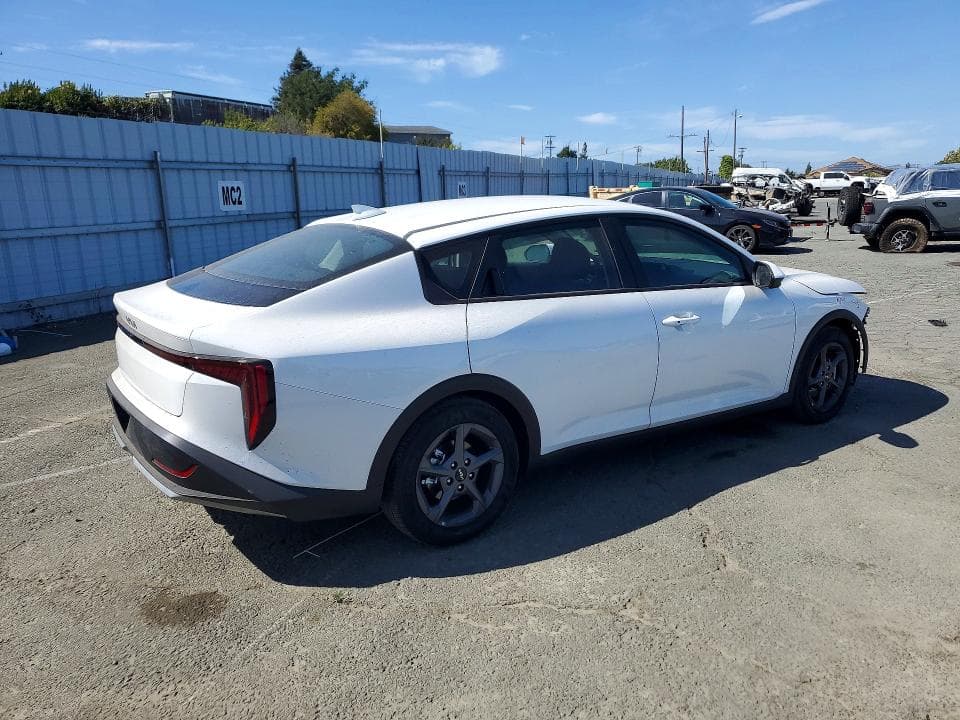 2026 KIA K4 LXS 3