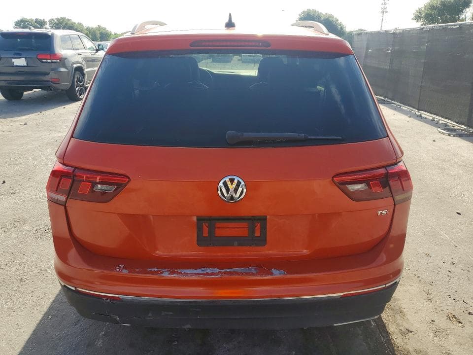 2018 VOLKSWAGEN TIGUAN SE 6