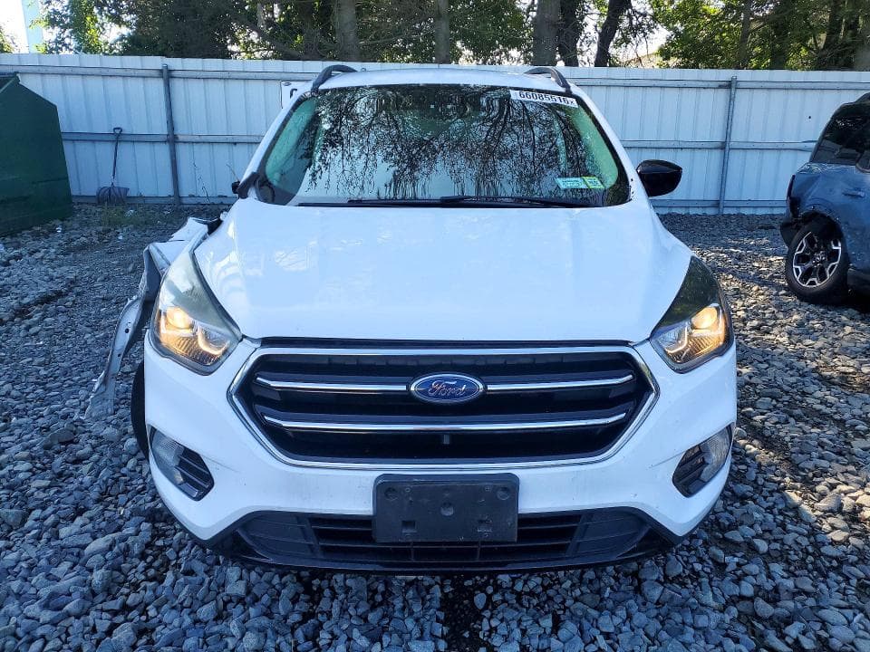 2019 FORD ESCAPE SE 5