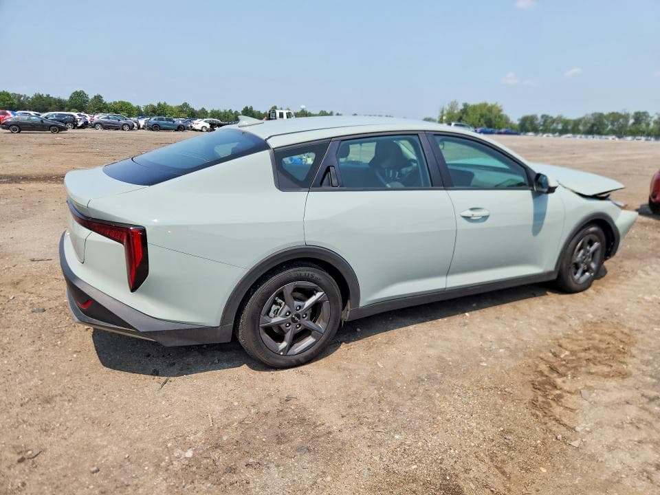 2025 KIA K4 LXS 3