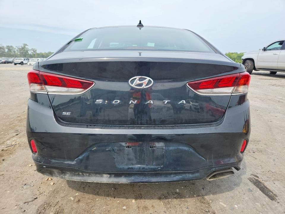 2018 HYUNDAI SONATA SE 6