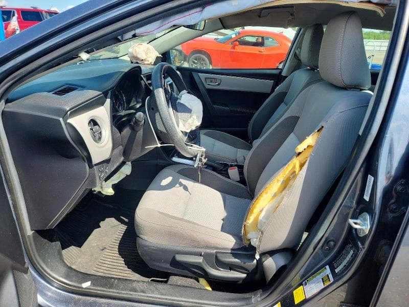 2018 TOYOTA COROLLA LE 7