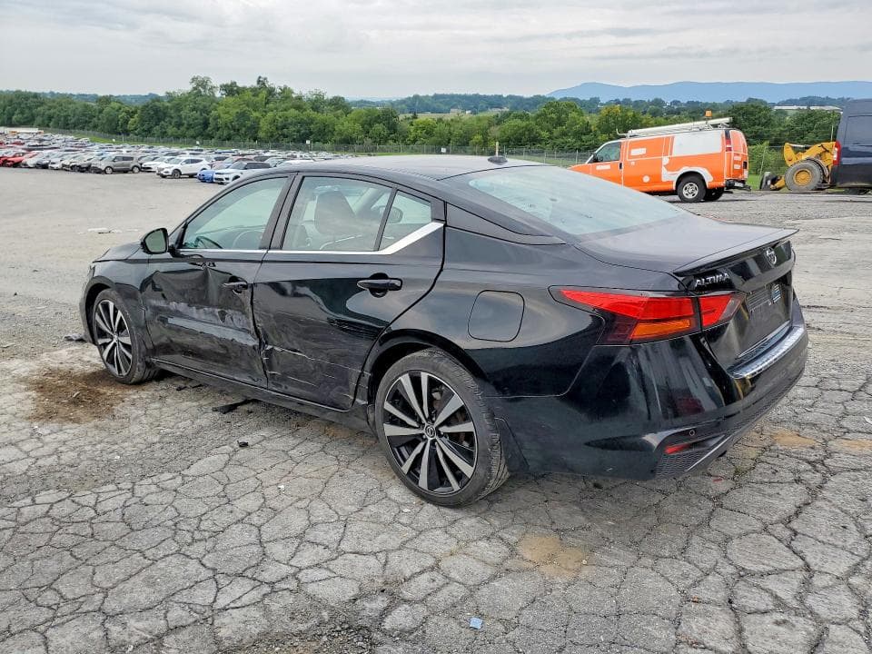 2021 NISSAN ALTIMA SR 2