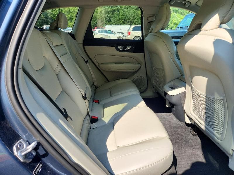 2019 VOLVO XC60 T5 11