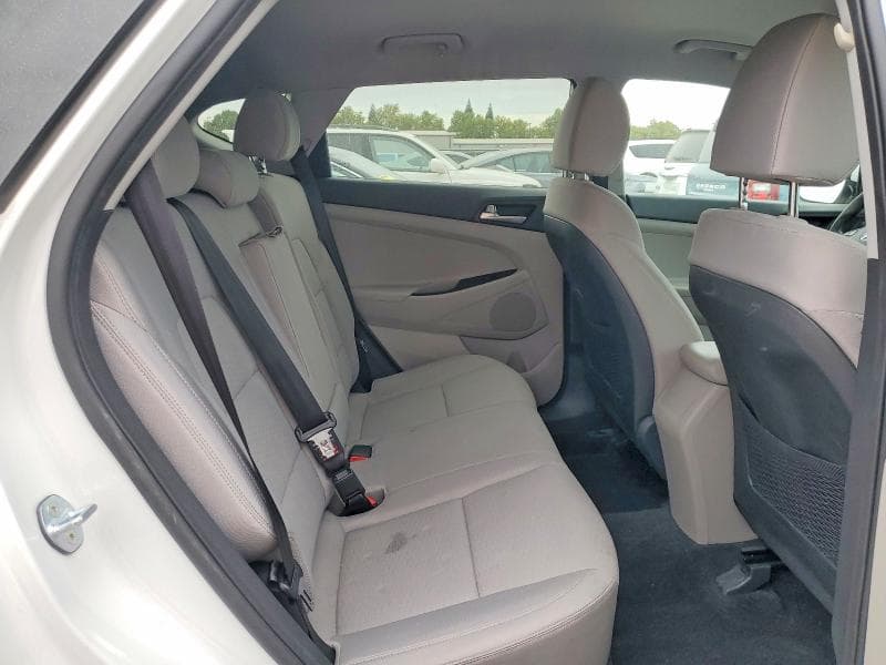 2019 HYUNDAI TUCSON SE 11