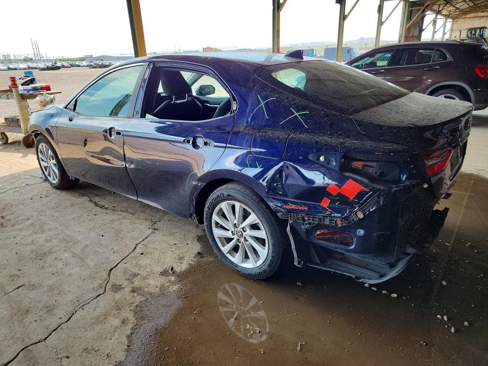 2022 TOYOTA CAMRY LE 2