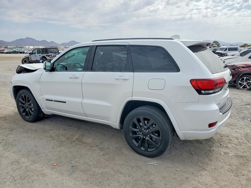 2019 JEEP GRAND CHEROKEE LAREDO 2