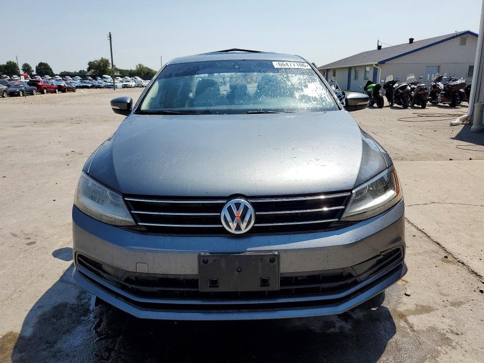 2017 VOLKSWAGEN JETTA SE 5