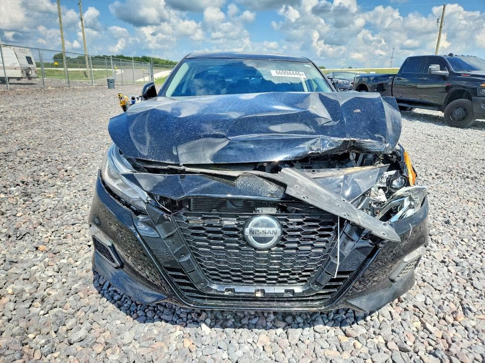 2020 NISSAN ALTIMA SR 5