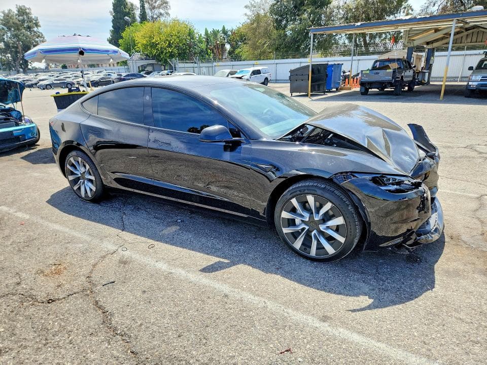 2025 TESLA MODEL 3 4