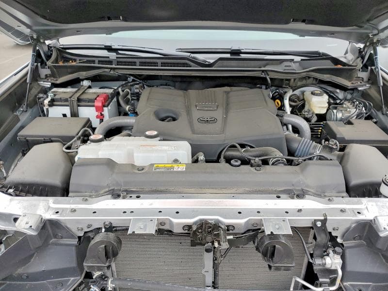 2025 TOYOTA TUNDRA LIMITED 11