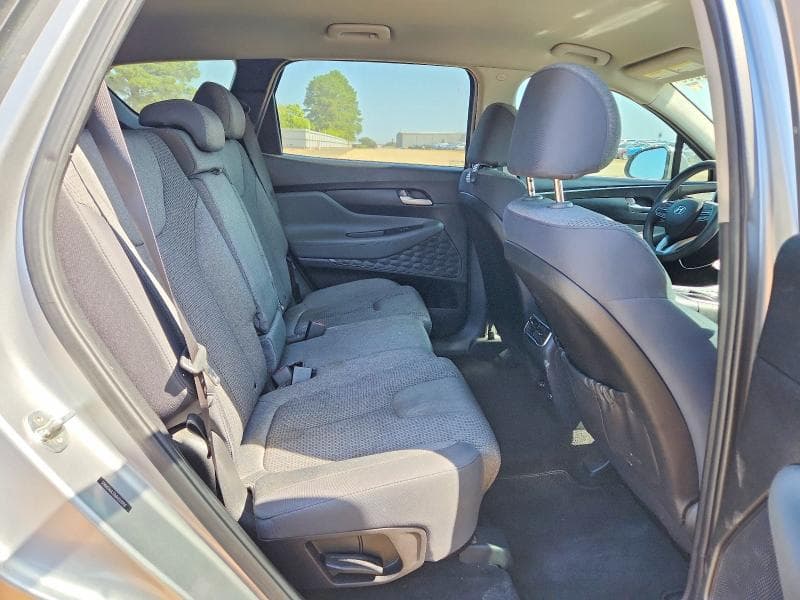 2021 HYUNDAI SANTA FE SE 10