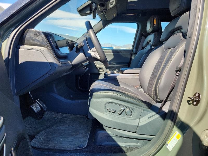 2022 RIVIAN R1T LAUNCH EDITION 7