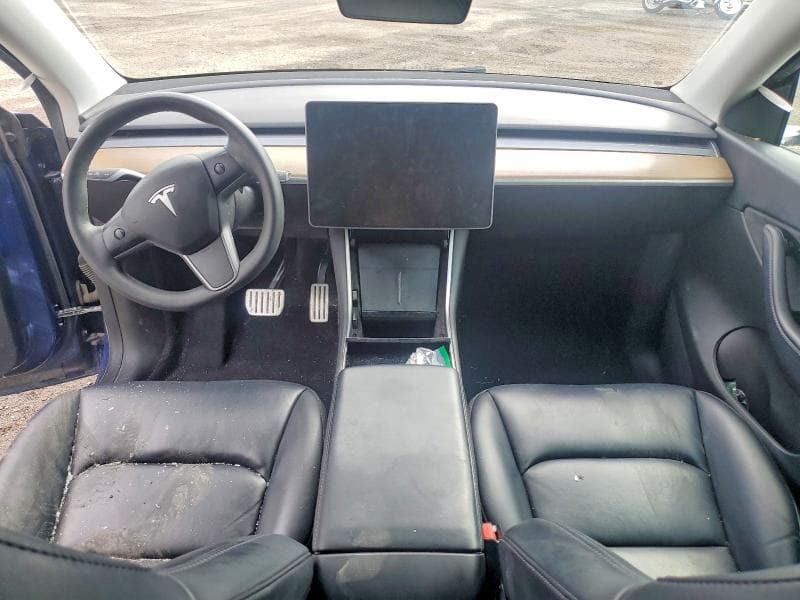 2021 TESLA MODEL Y 8