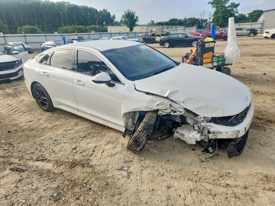 2025 KIA K5 LXS 4