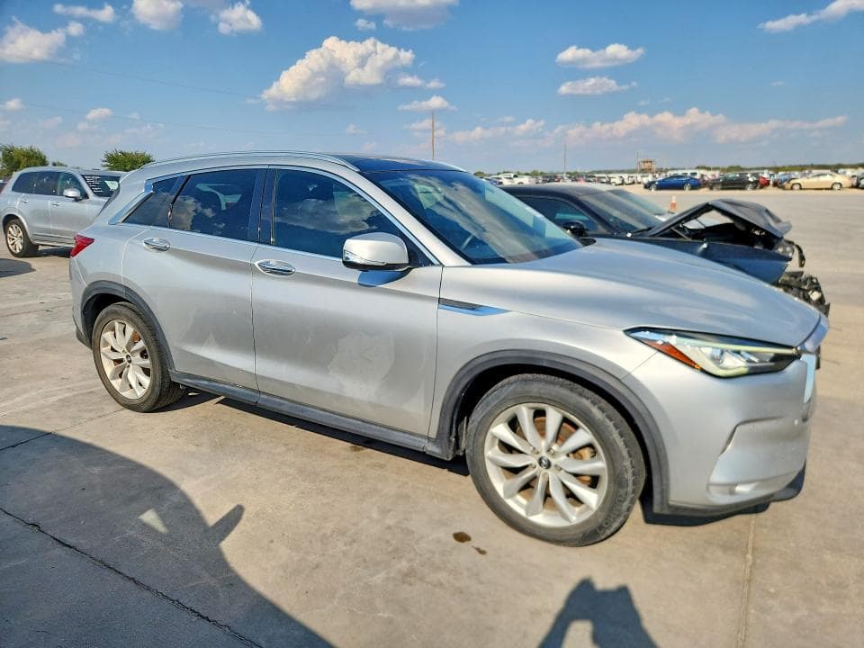 2019 INFINITI QX50 ESSENTIAL 4