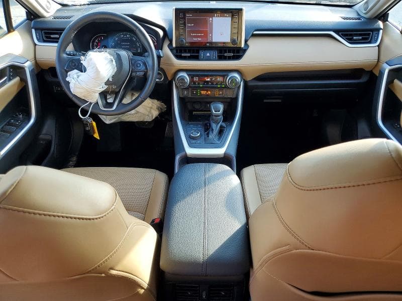 2021 TOYOTA RAV4 LIMITED 8