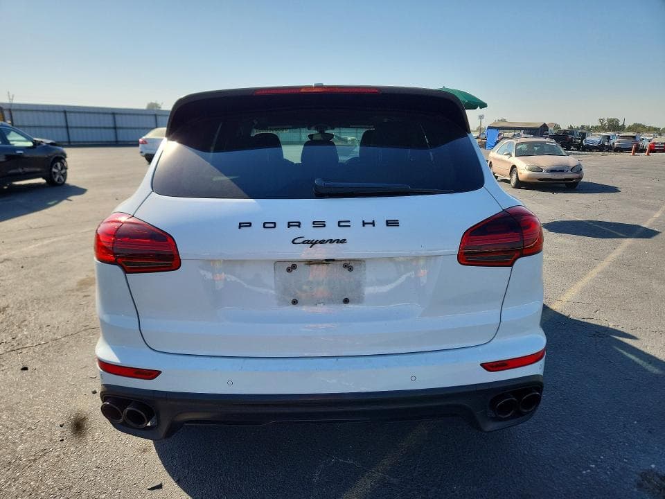 2018 PORSCHE CAYENNE 6