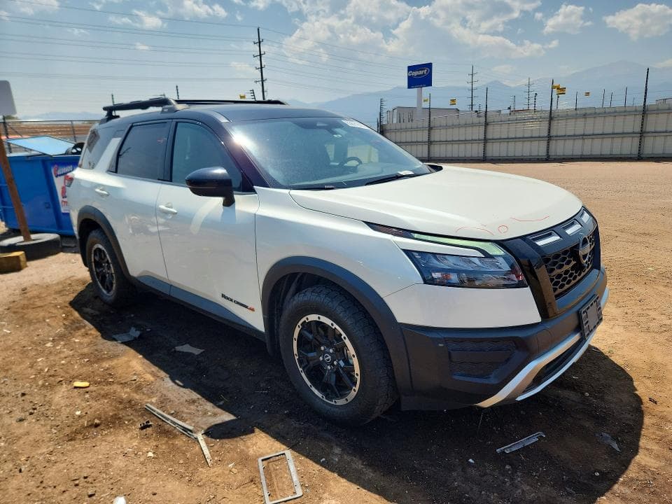 2023 NISSAN PATHFINDER SV 4