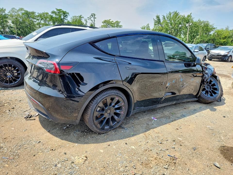 2023 TESLA MODEL Y 3