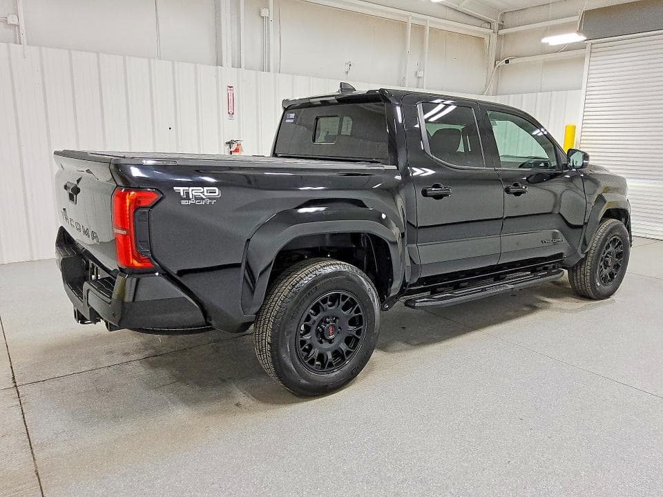 2025 TOYOTA TACOMA TRD SPORT 3