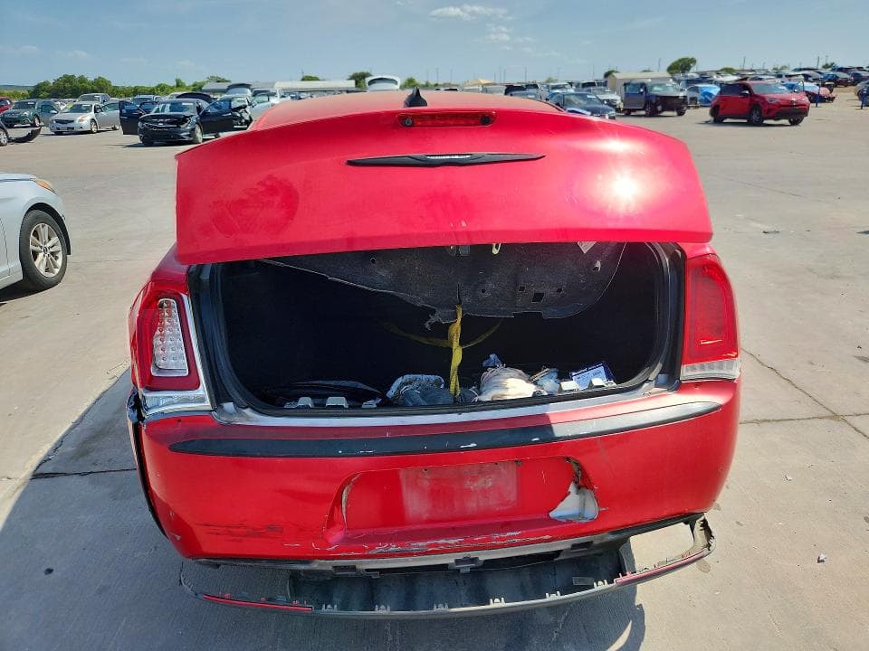 2017 CHRYSLER 300 LIMITED 6